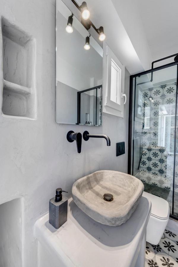 Theogonia Apartment Ermoupoli Bagian luar foto